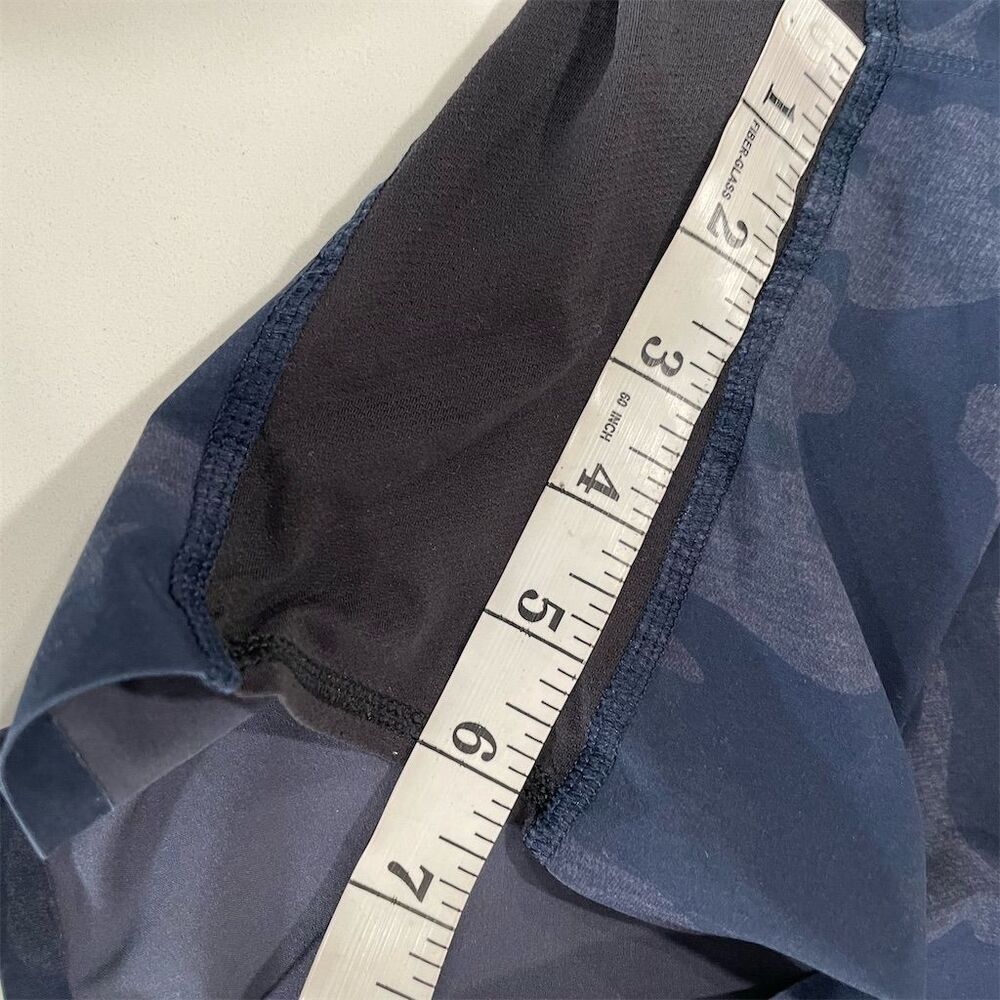 Lululemon Men's Camo Athletic Shorts Size L Navy Running Gym - Picture 8 of 8